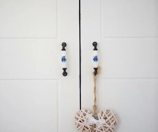 Oda ve Kahvaltı Ayl-inn